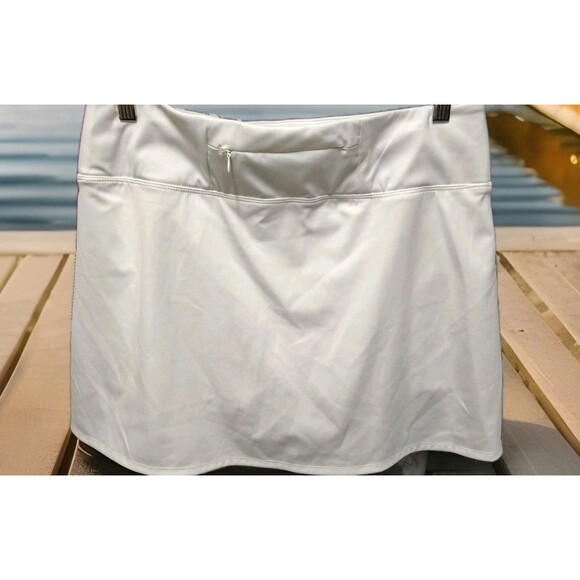Tommy Bahama Active Skort White Size L Pleaded Back Sm Pocket - Picture 4 of 6